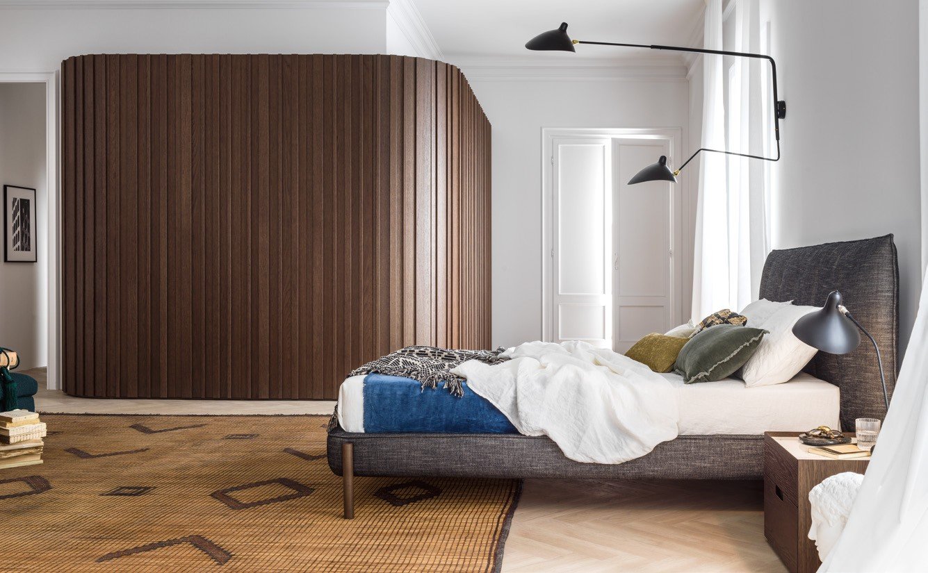 Vertical rhythm, seamless form - Custom Closets Stave